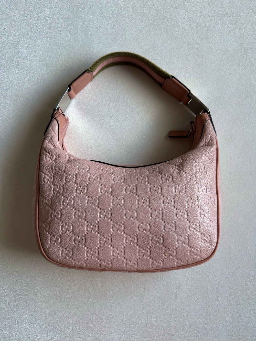 *RARE* Gucci Pink Embossed Leather Hobo Shoulder Bag